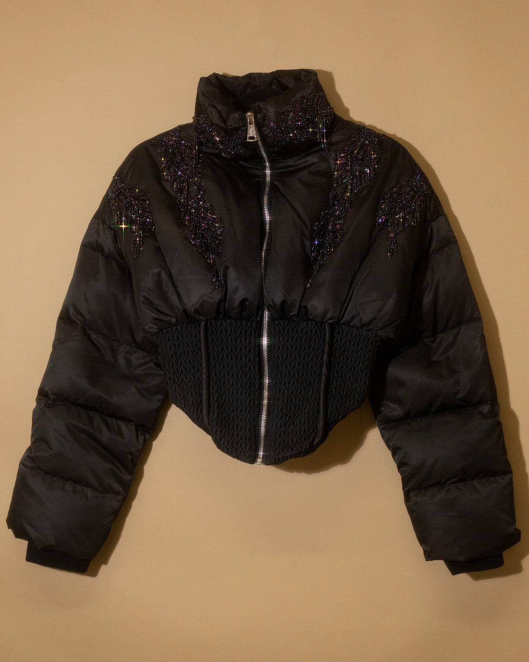 Puffer jacket/corset negra con cristales