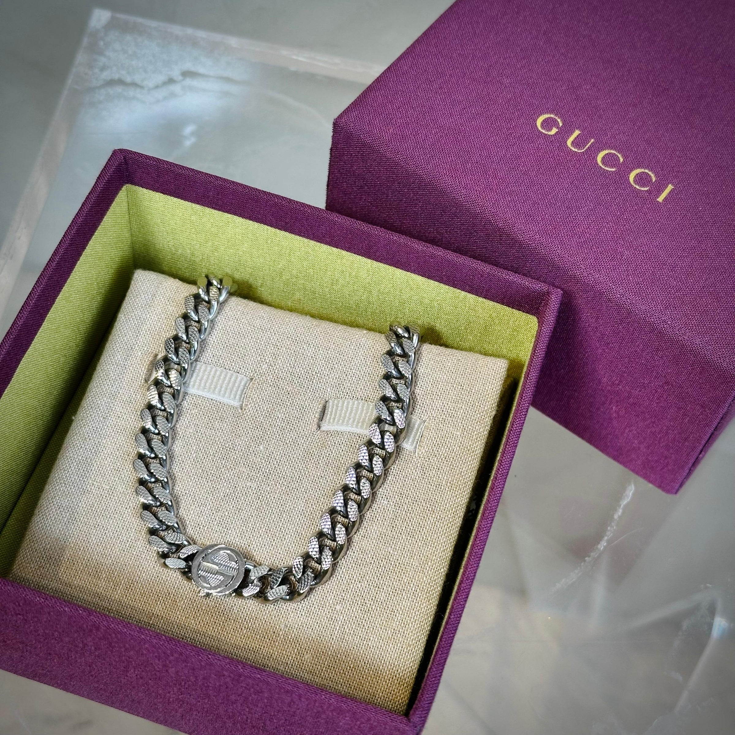 VERO´S CLOSET SALE