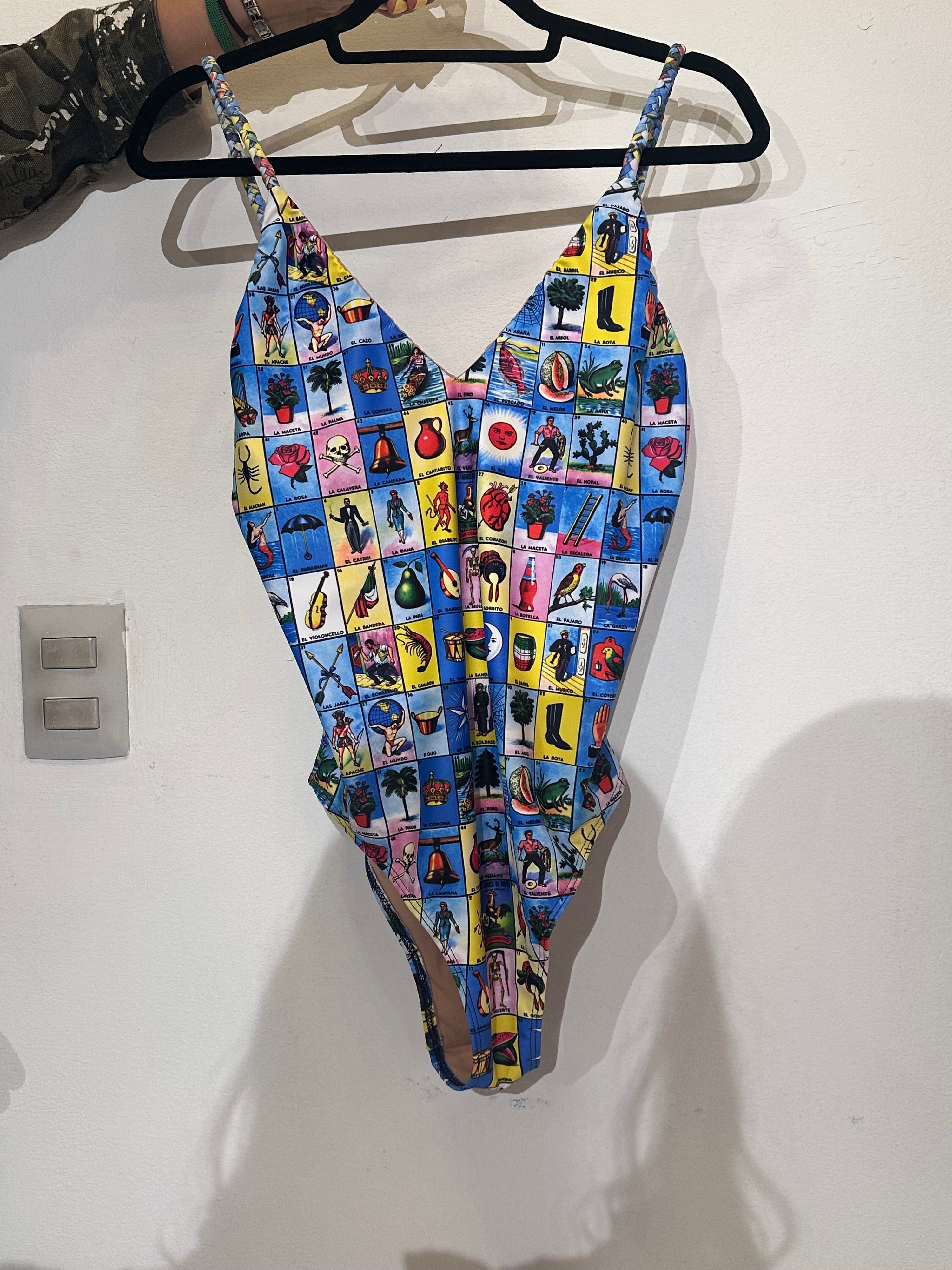Swimsuit lotería cartas