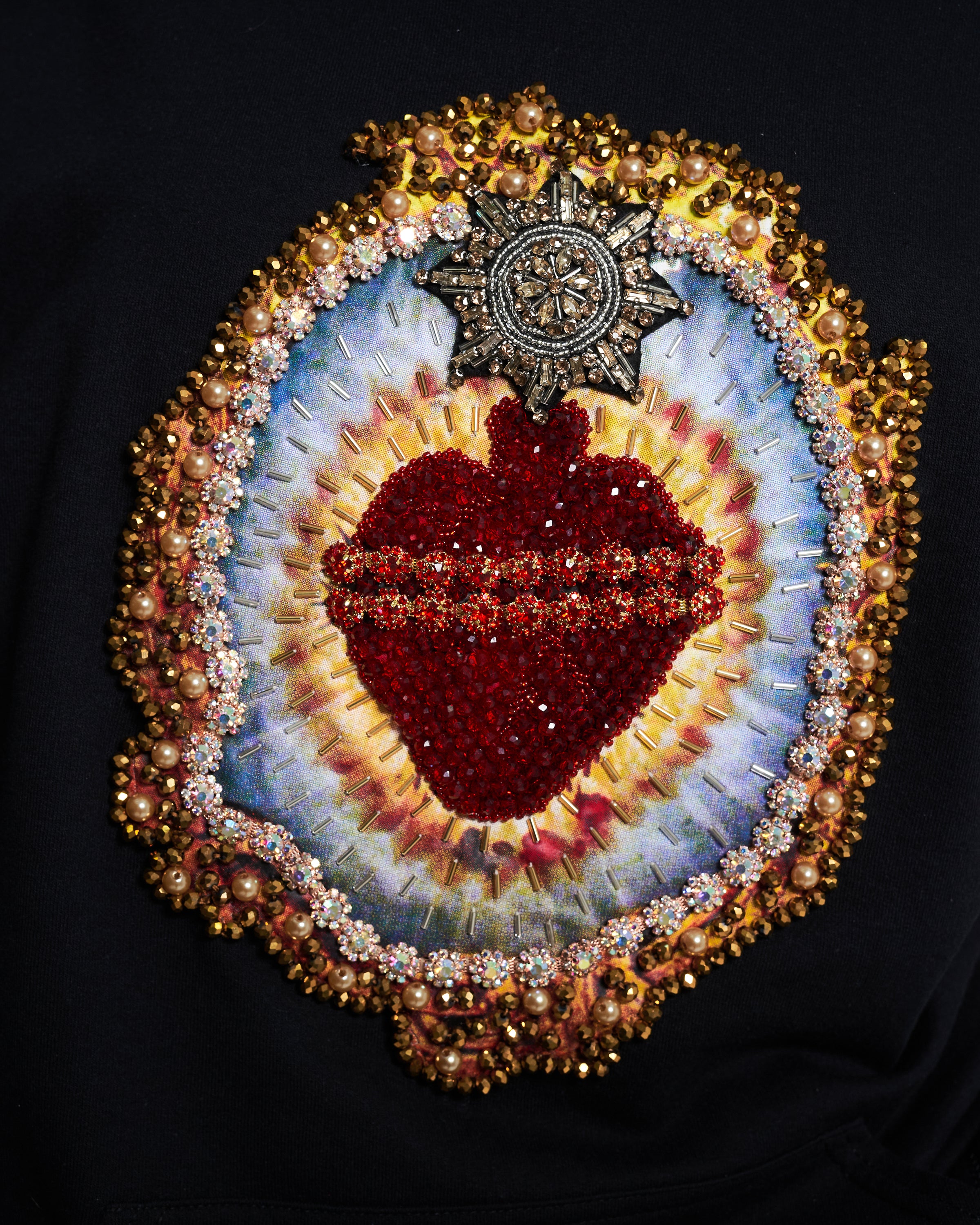Hoodie negra Sagrado Corazón