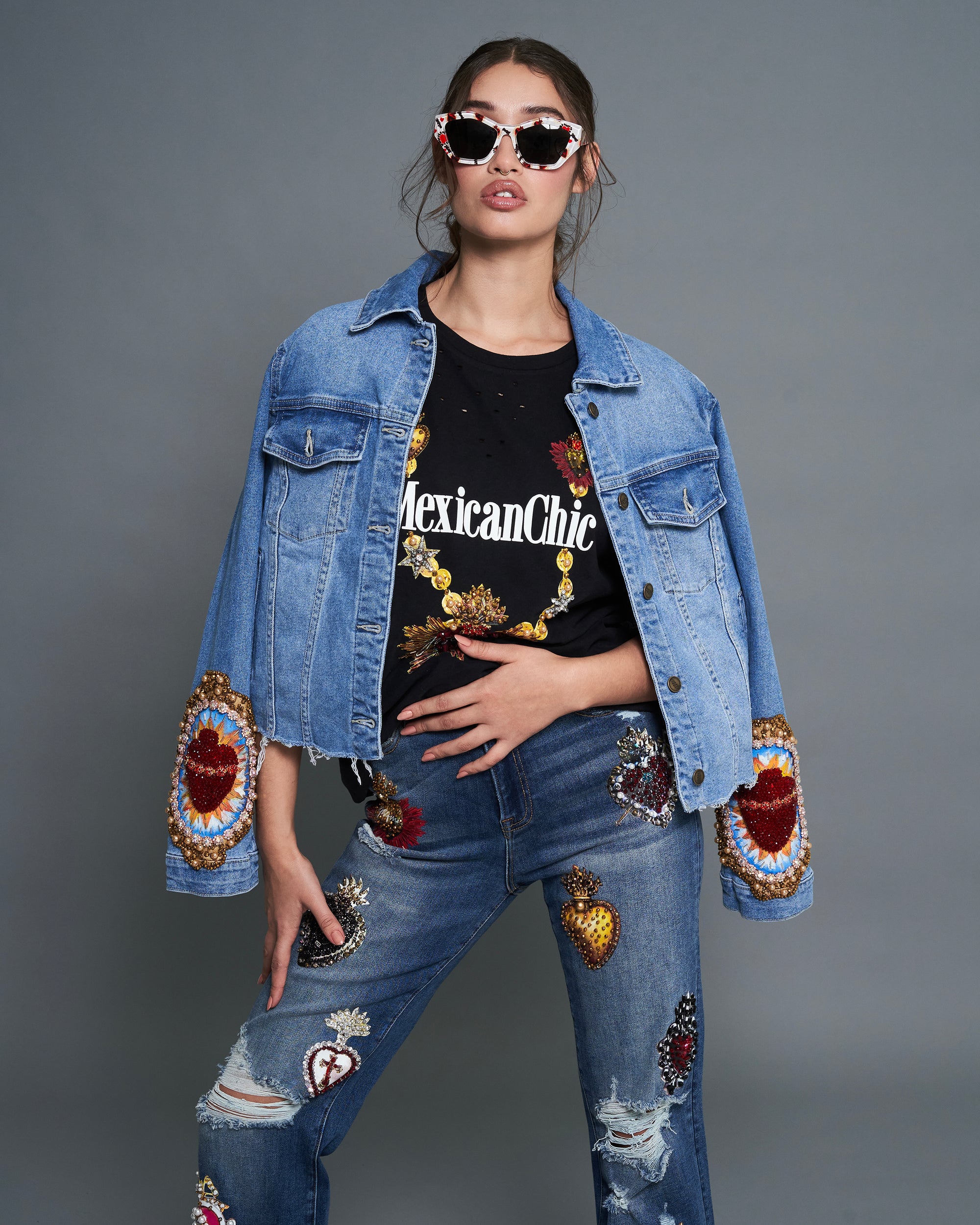 Denim jacket Sagrados Corazones con perlas