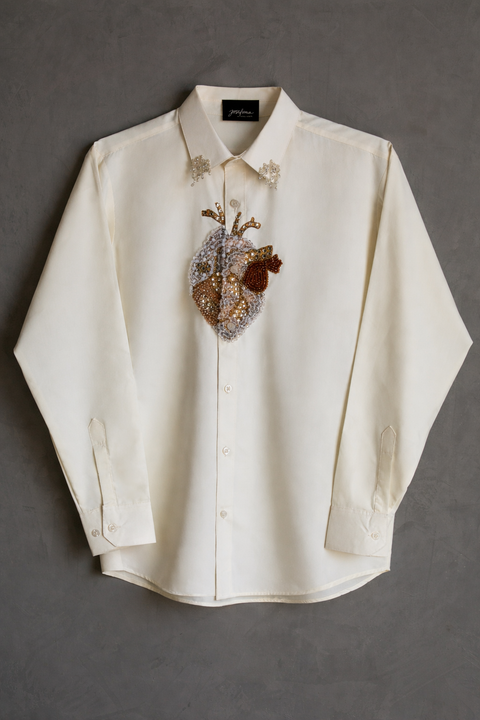 MUST HAVE - Camisera Corazón dorado