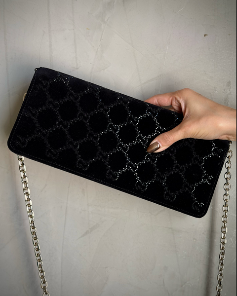 GG crystals clutch