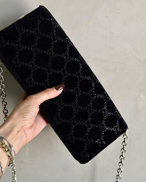 GG crystals clutch