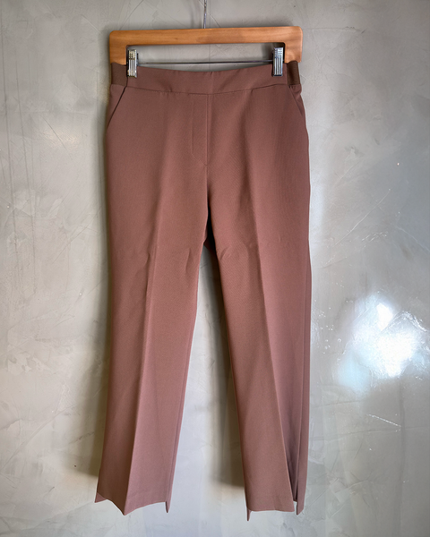 Pantalón de vestir asimétrico