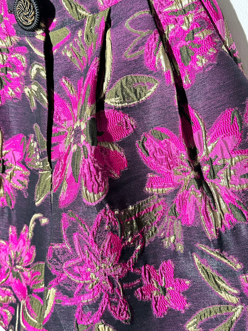 Short morado brocado