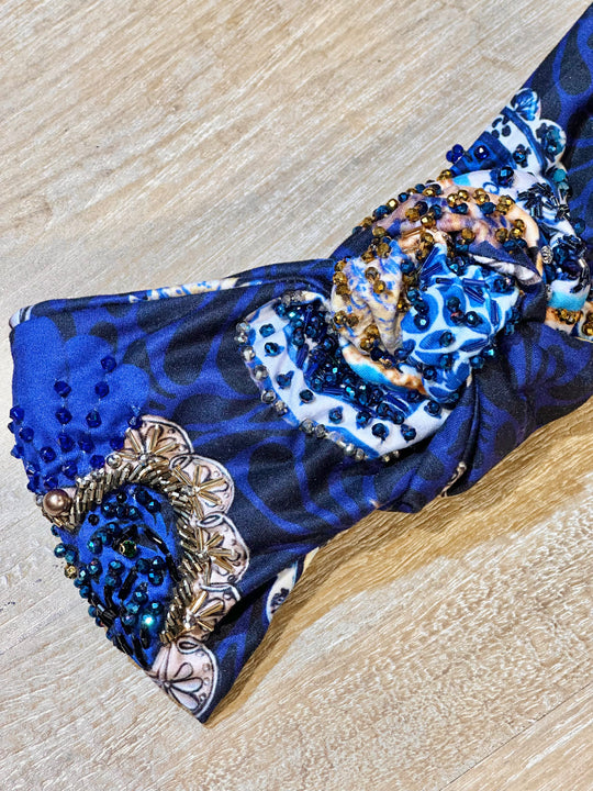 Turbante corazones azules  bordado