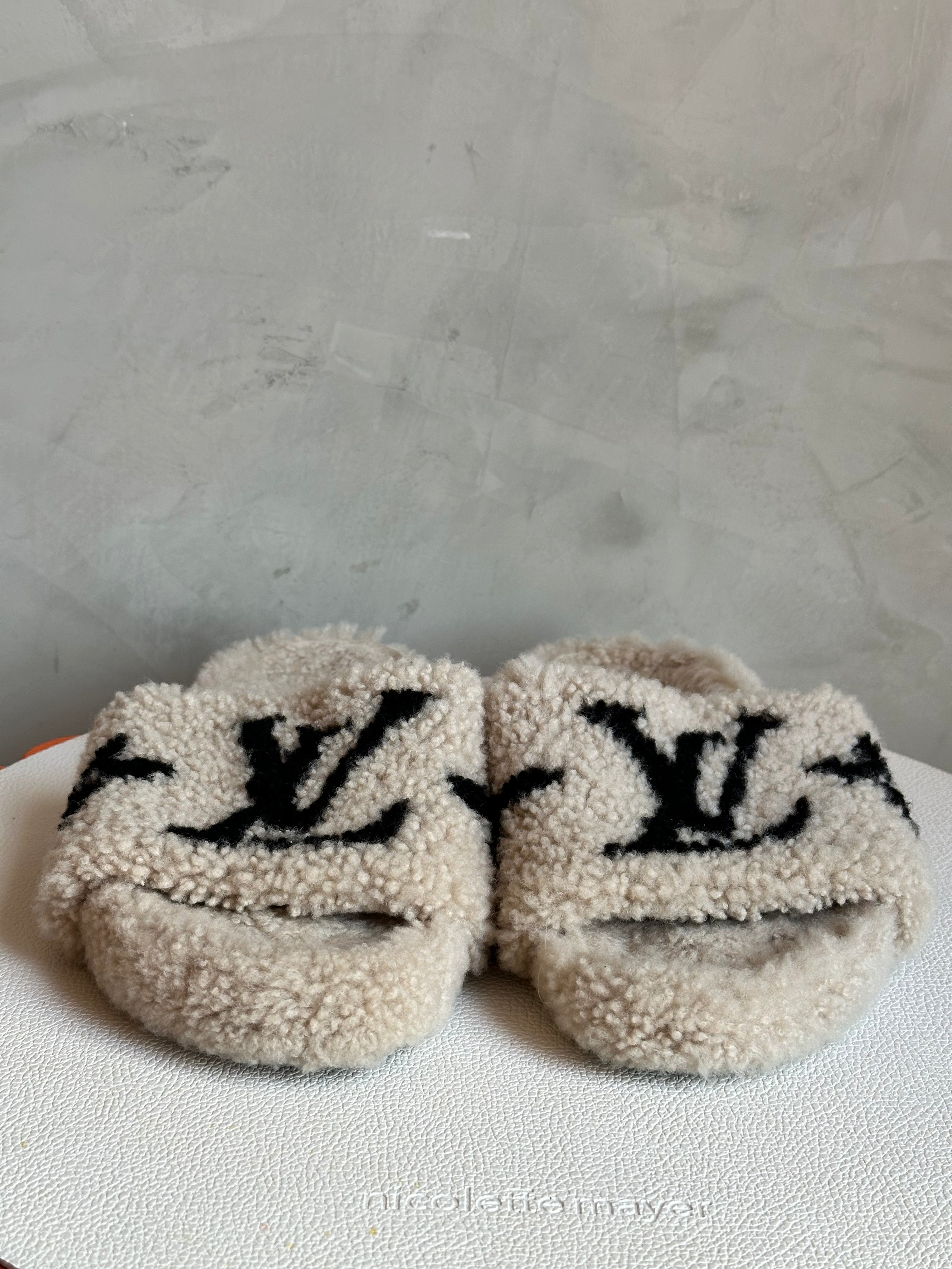 Louis Vuitton // Beige and Black Shearling Slide