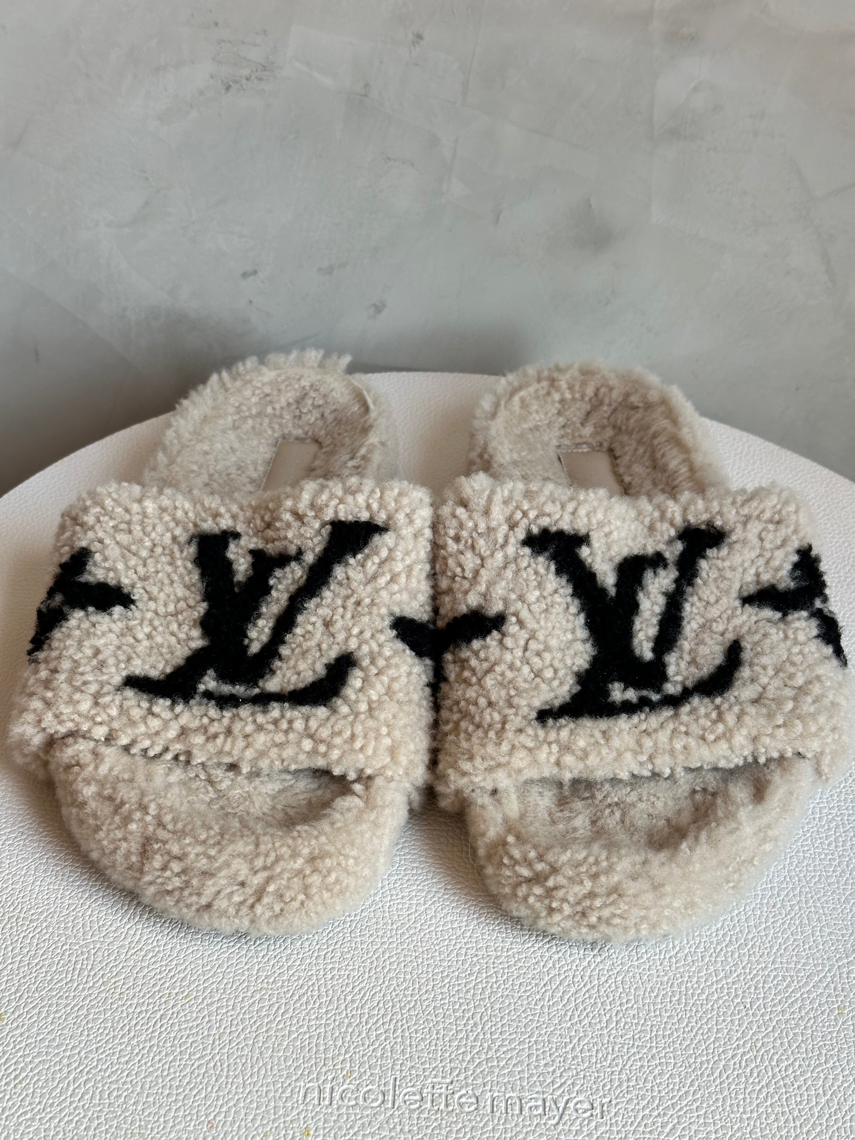 Louis Vuitton // Beige and Black Shearling Slide