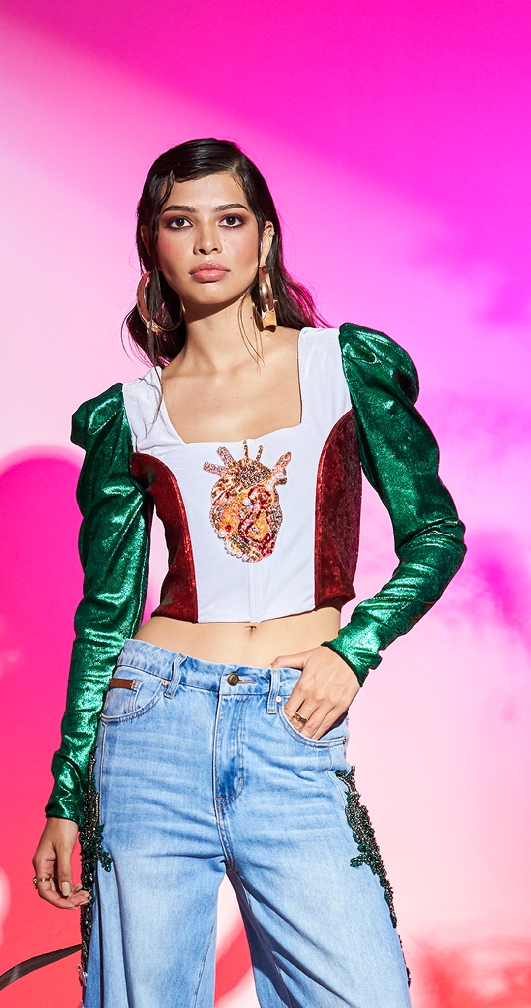 CORSET TRICOLOR CON MANGAS MEDALLÓN