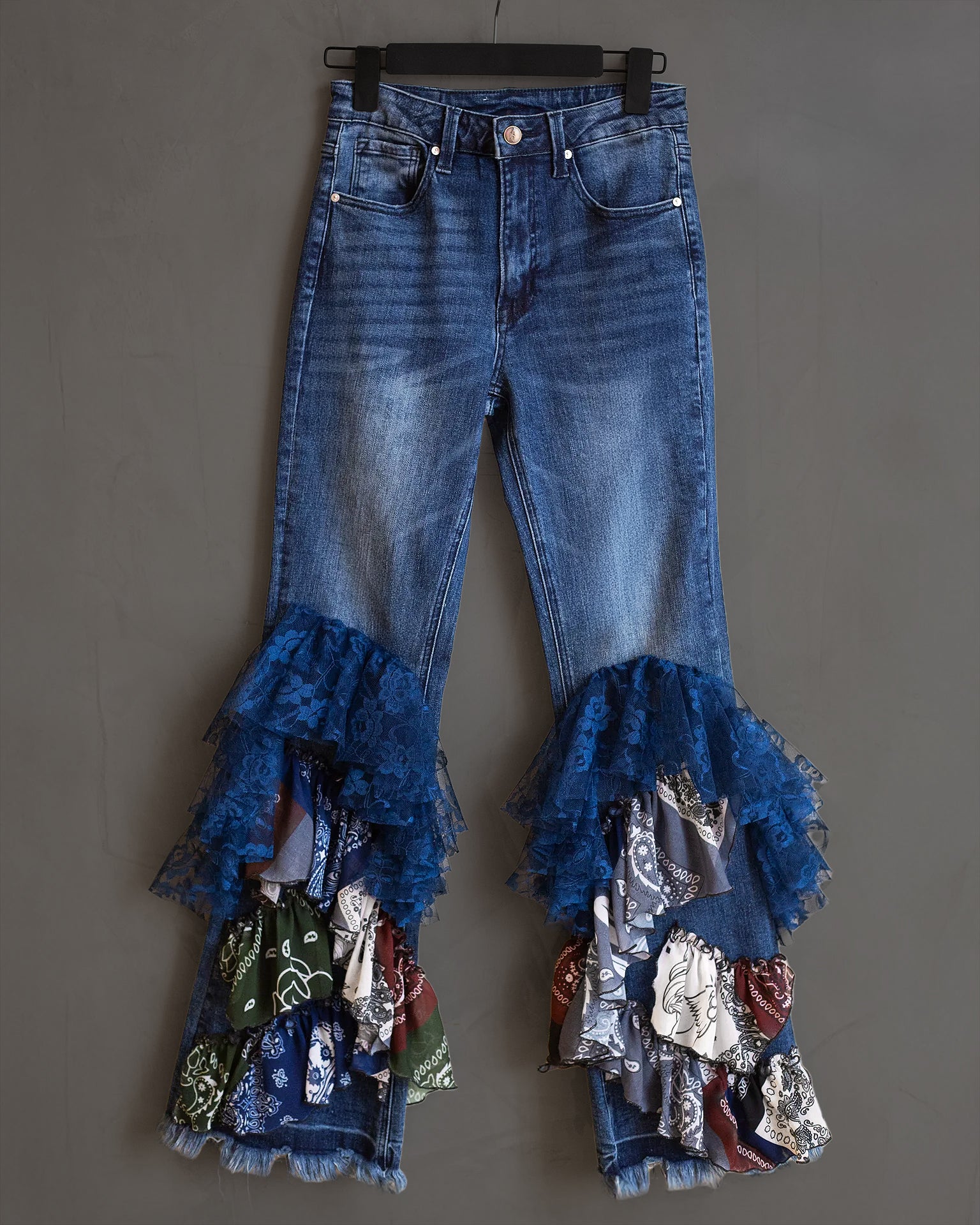 Jeans con olanes bandana