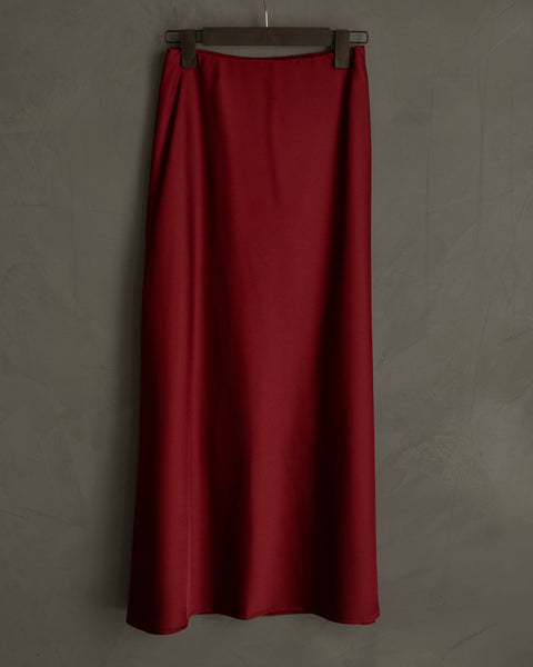 Falda guinda satinada