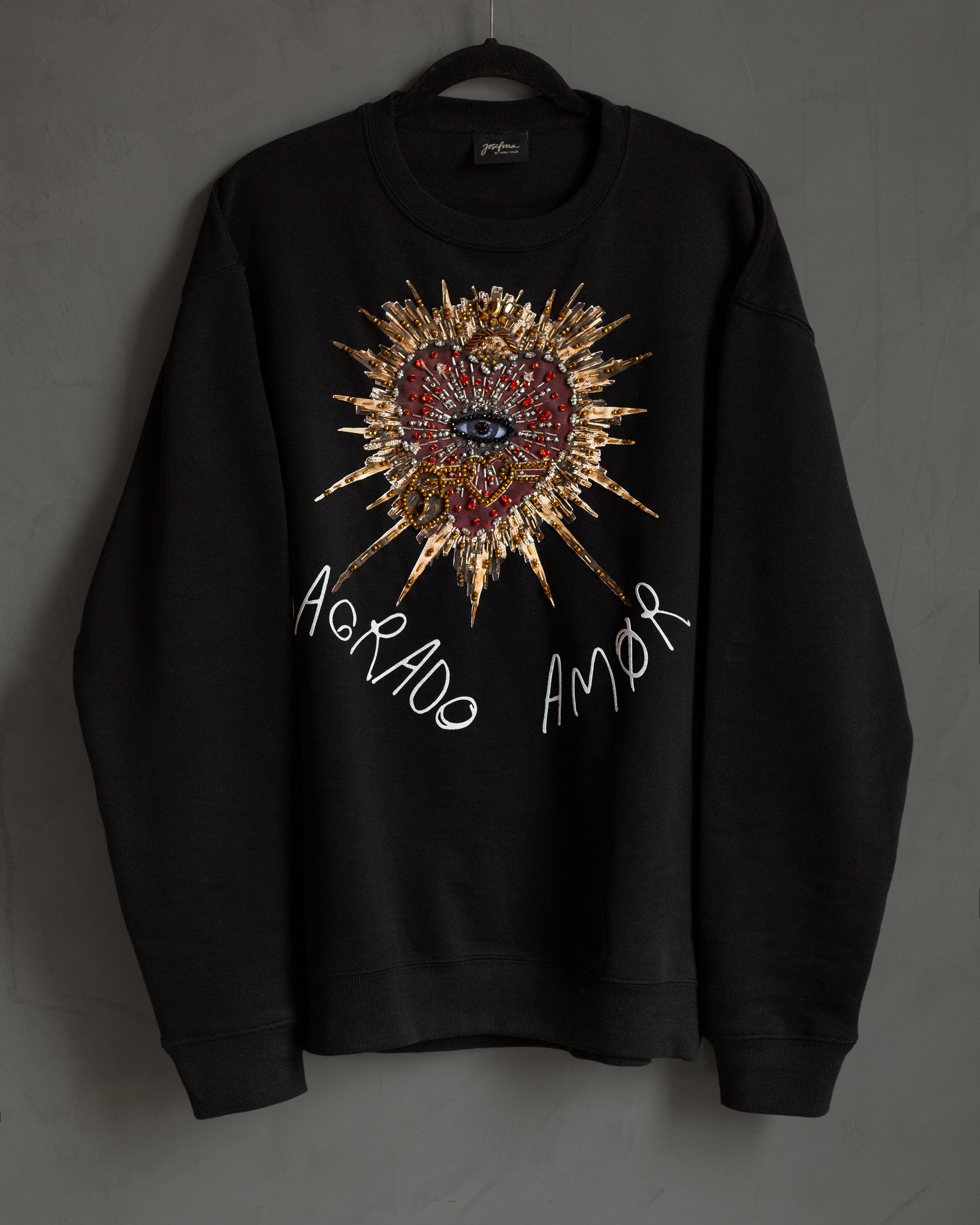 Sweatshirt negra Sagrado Amor