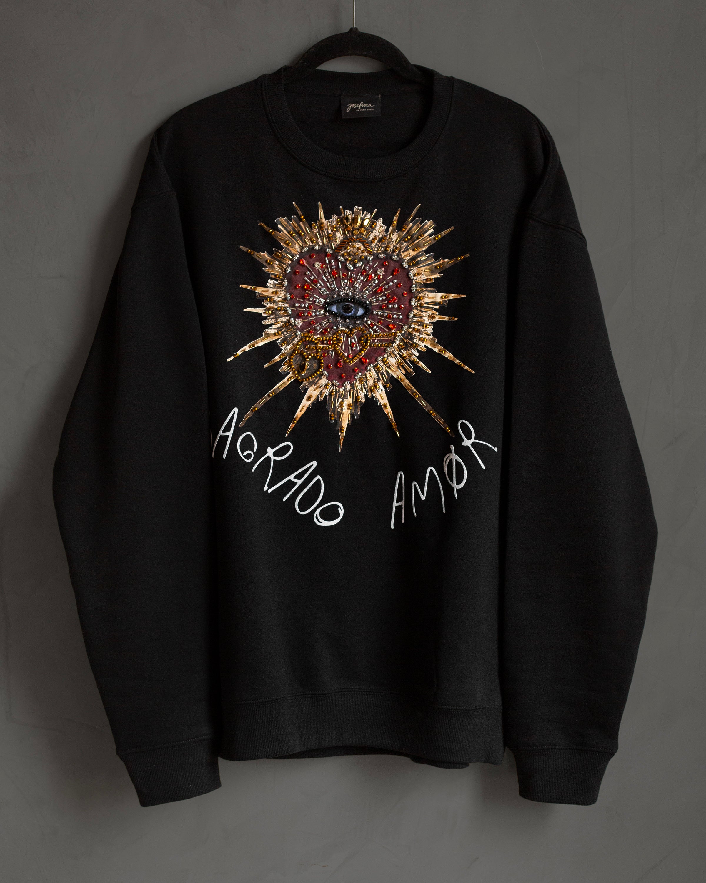 Sweatshirt negra Sagrado Amor