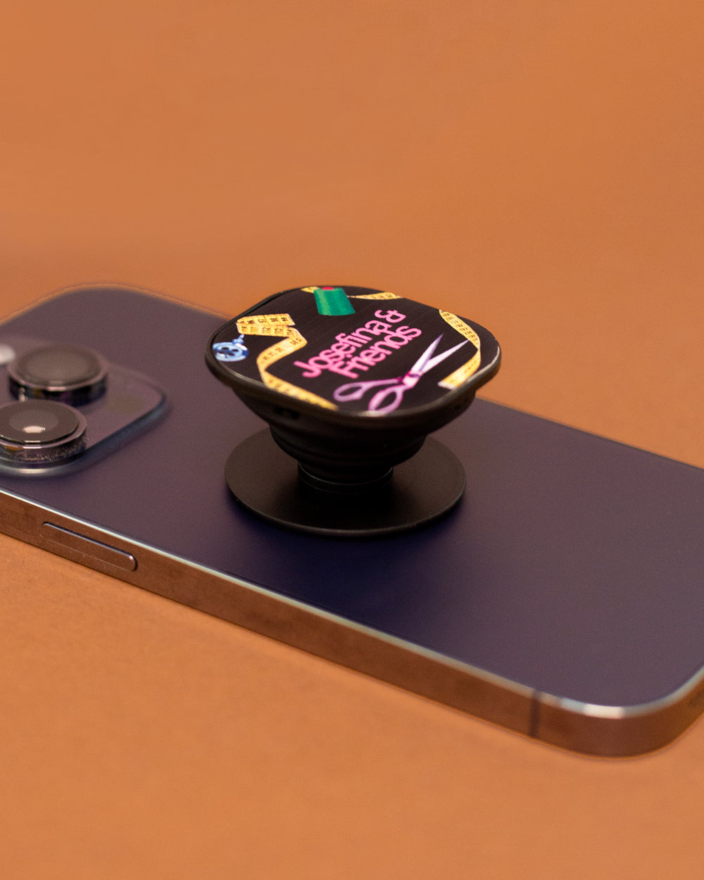 Pop socket Josefina’s design studio