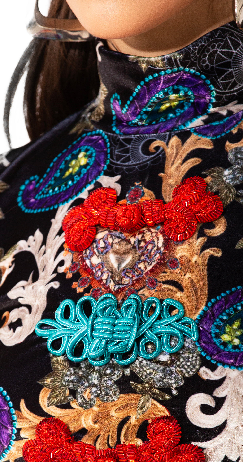COORDINADO NEGRO VELVET GRECAS Y CORAZONES