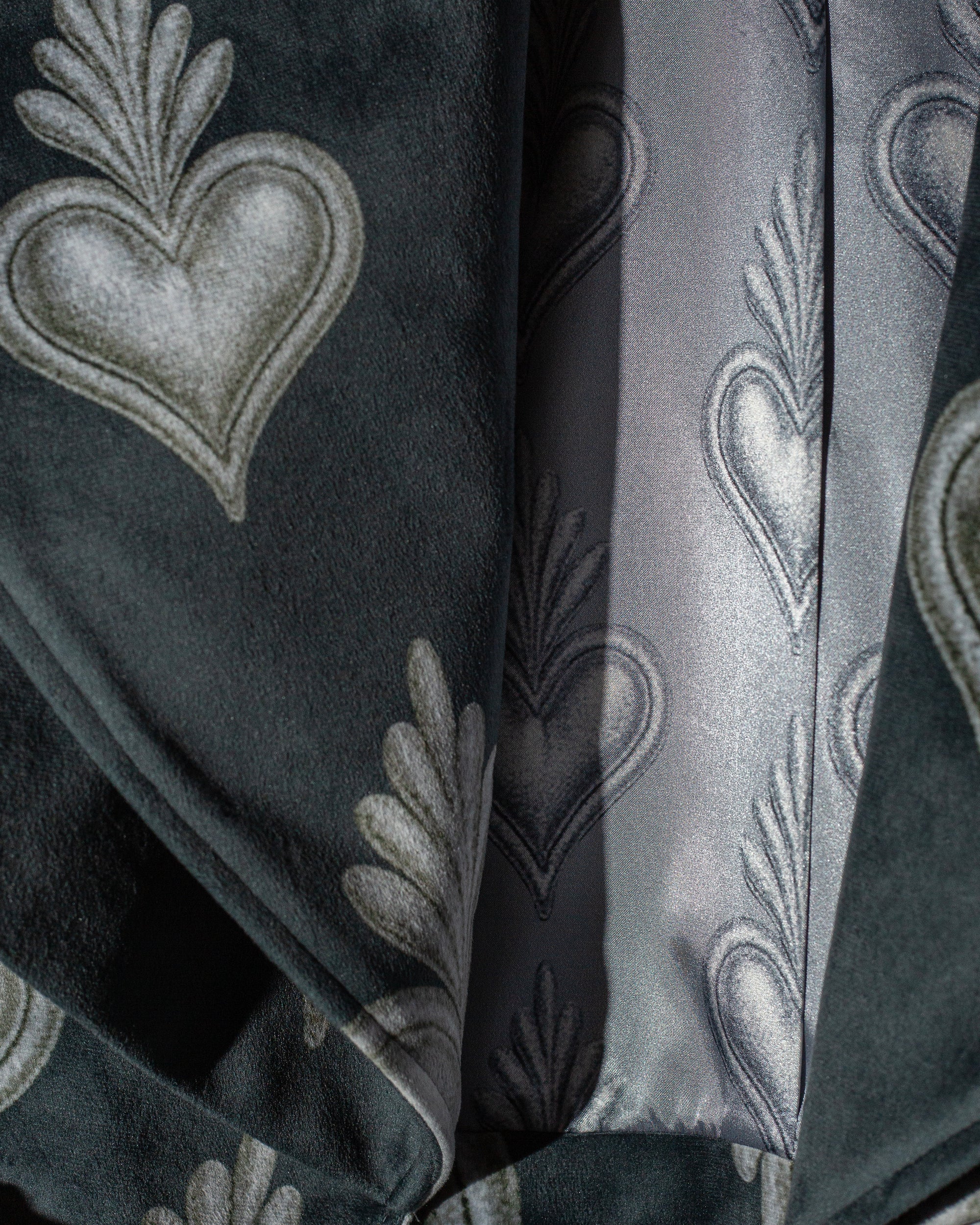 Cropped trench coat corazones