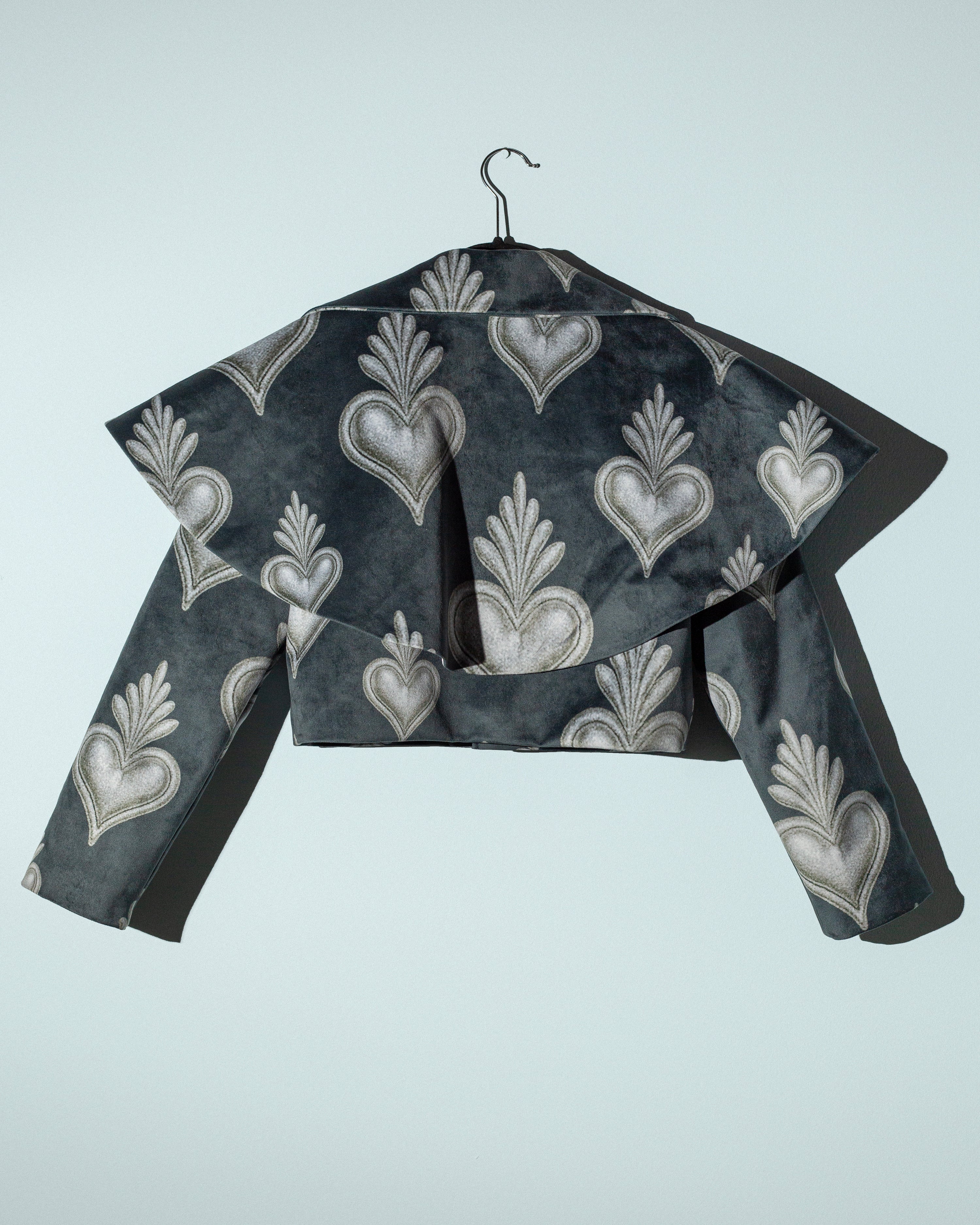 Cropped trench coat corazones