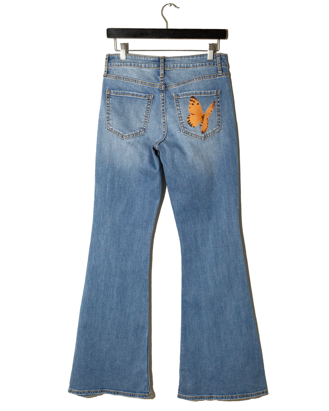 Flared jeans corazones y mariposas