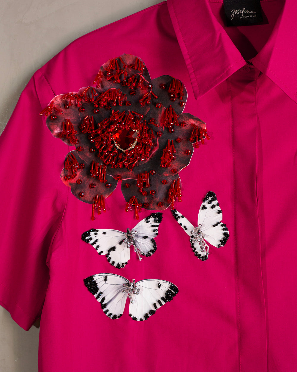 Camisera rosa Flor + mariposas