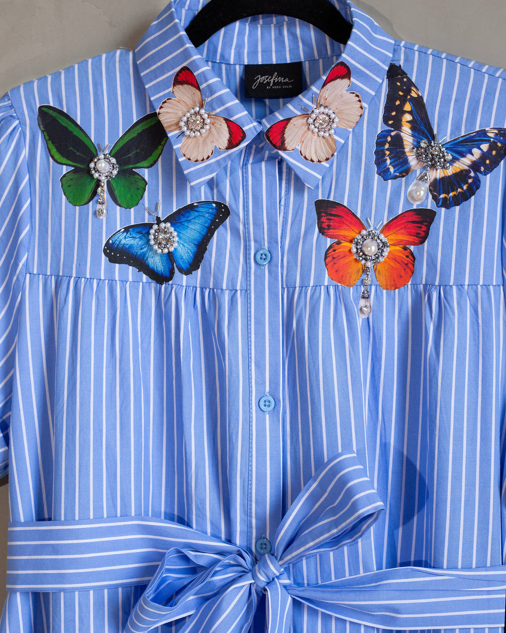 Vestido baby blue rayas con mariposas