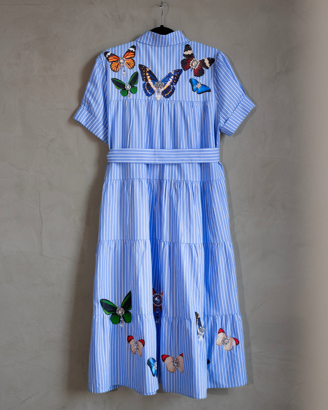 Vestido baby blue rayas con mariposas