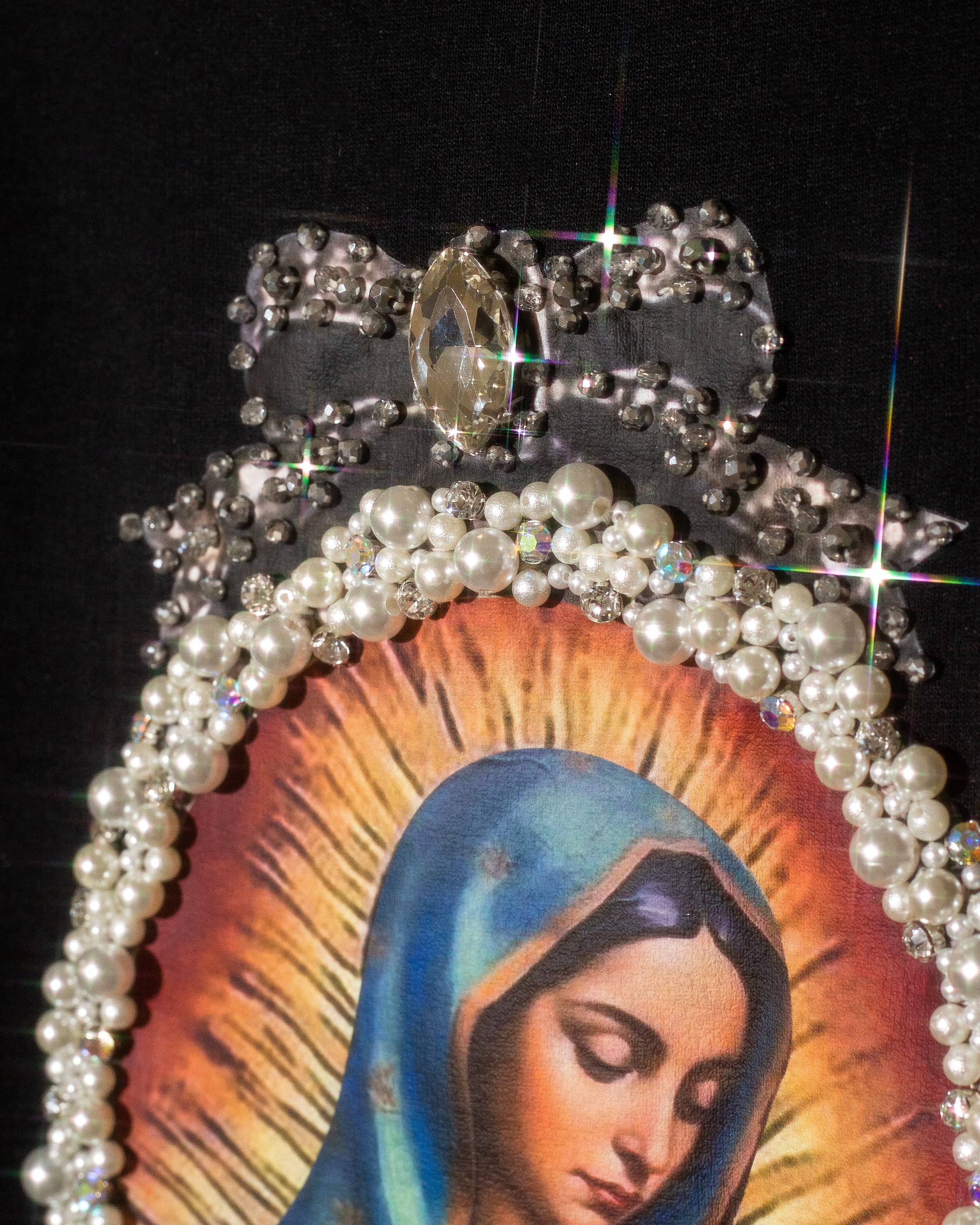 Sweatshirt negra Virgen