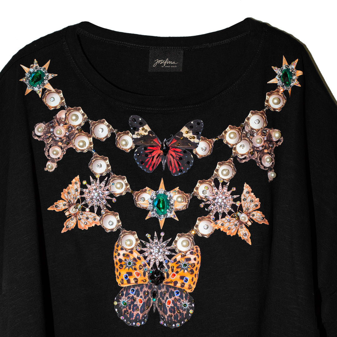 T shirt negra collar mariposas