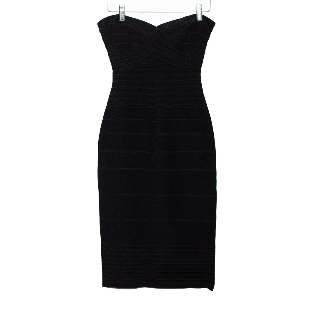 Mini vestido negro