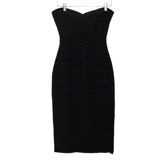 Mini vestido negro