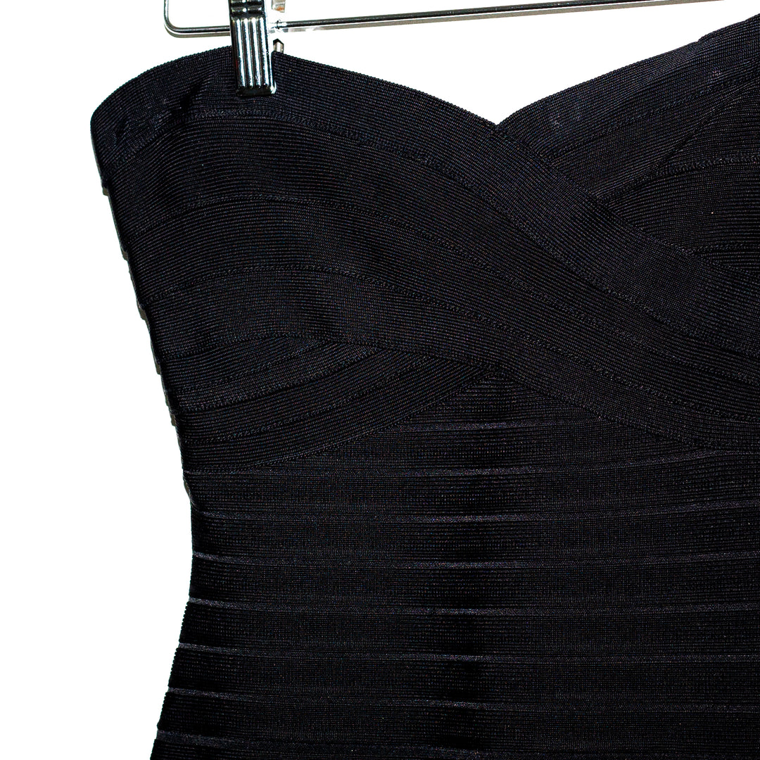 Mini vestido negro