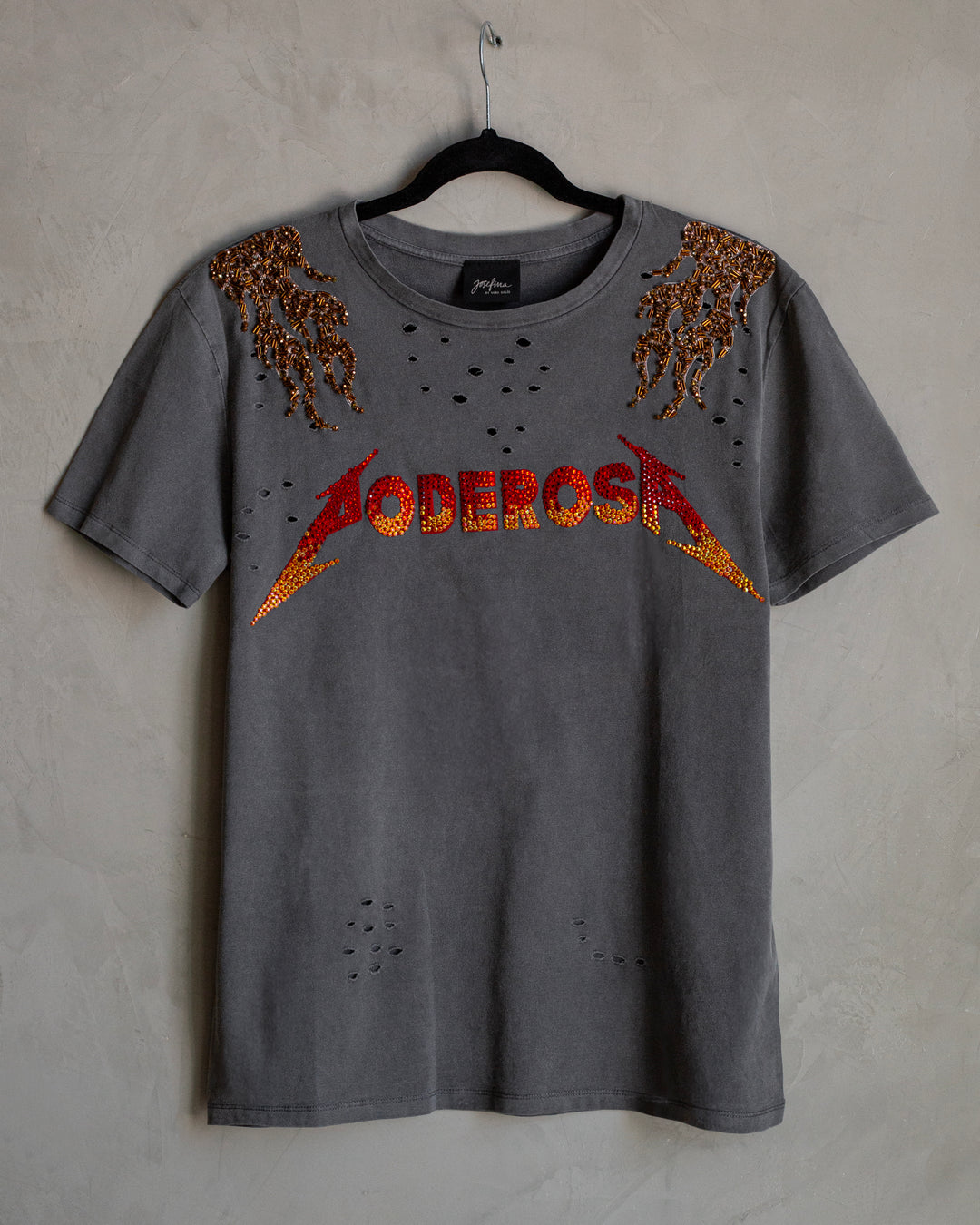 Ripped tee Poderosa con llamas