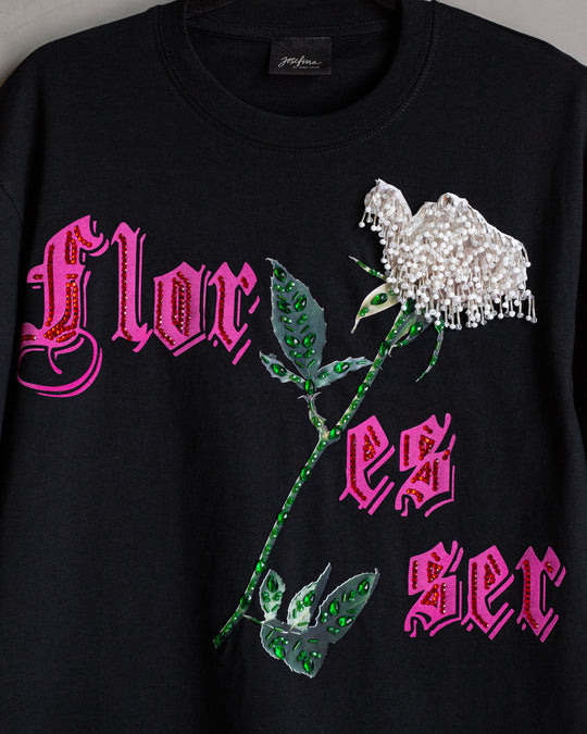 T shirt negra Flor es ser con cristales
