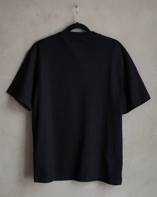 T shirt negra Flor es ser con cristales