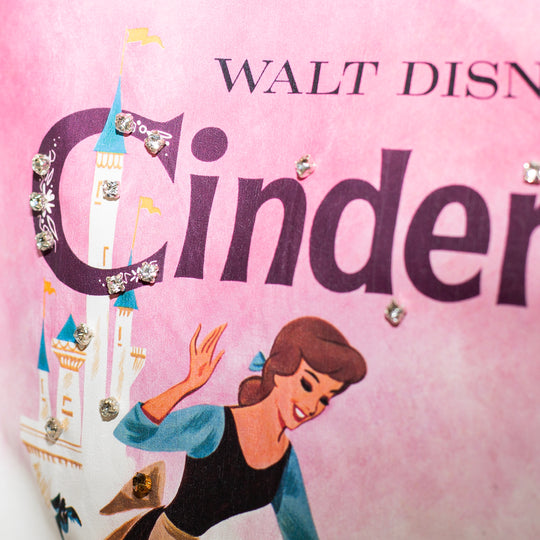 CROP TOP BLANCO POSTER “CINDERELLA” CON CRISTALES