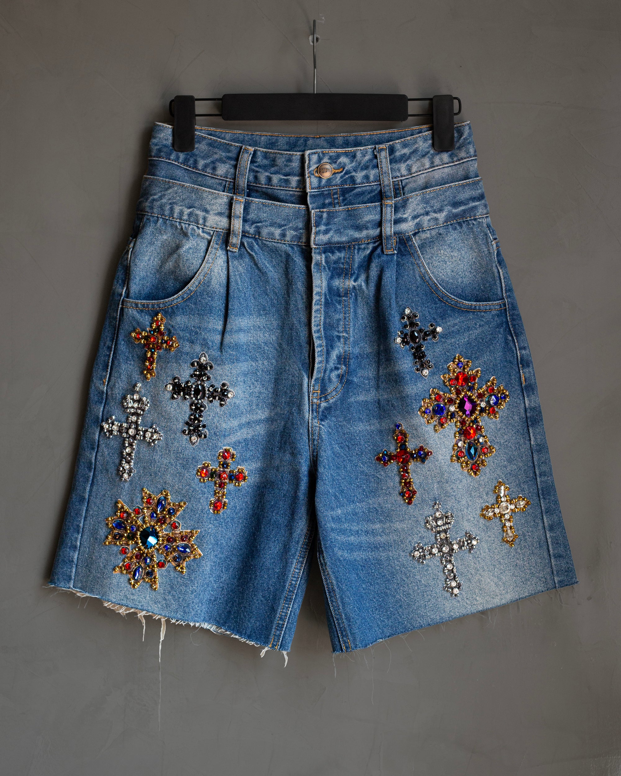 Bermudas con doble pretina Cruces