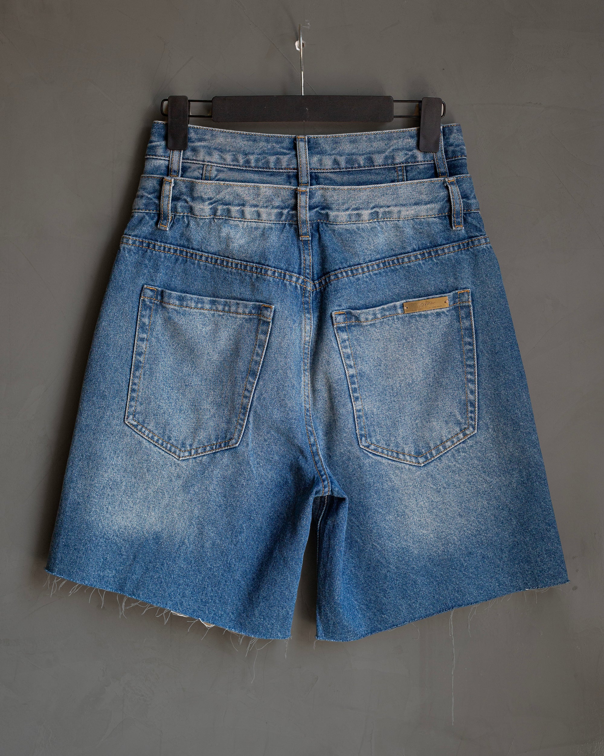 Bermudas con doble pretina Cruces