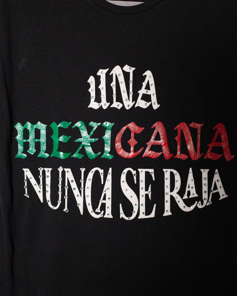 Camiseta Una Mexicana Nunca Se Raja