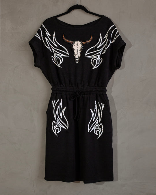 Vestido negro grecas y toro