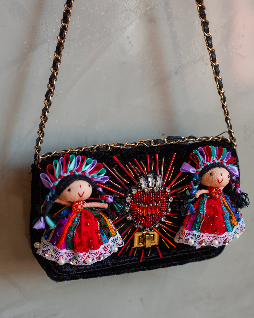Bolso velvet negro lele