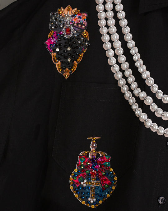 Camisera negra corazones con perlas