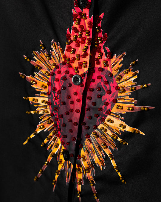 Camisera negra Corazón bordado