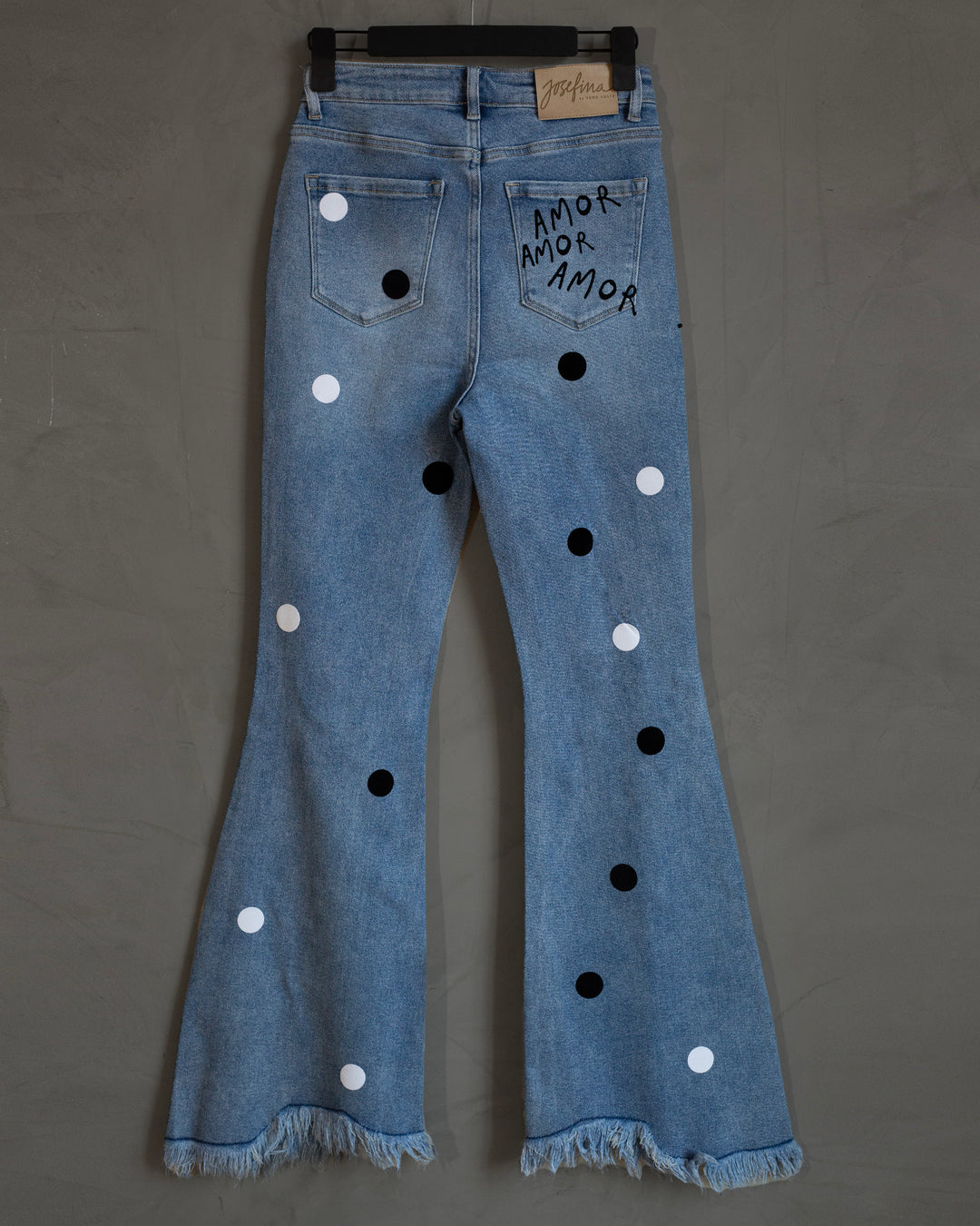 Flared jeans polka dots y corazones