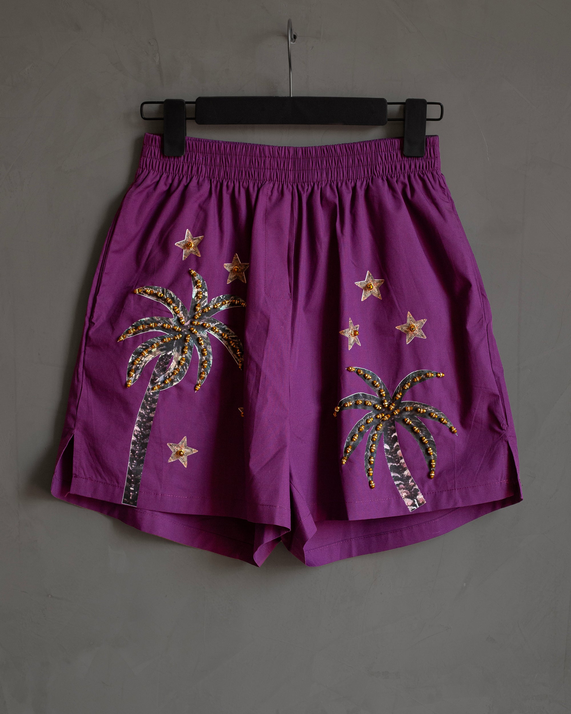 Short morado palmeras