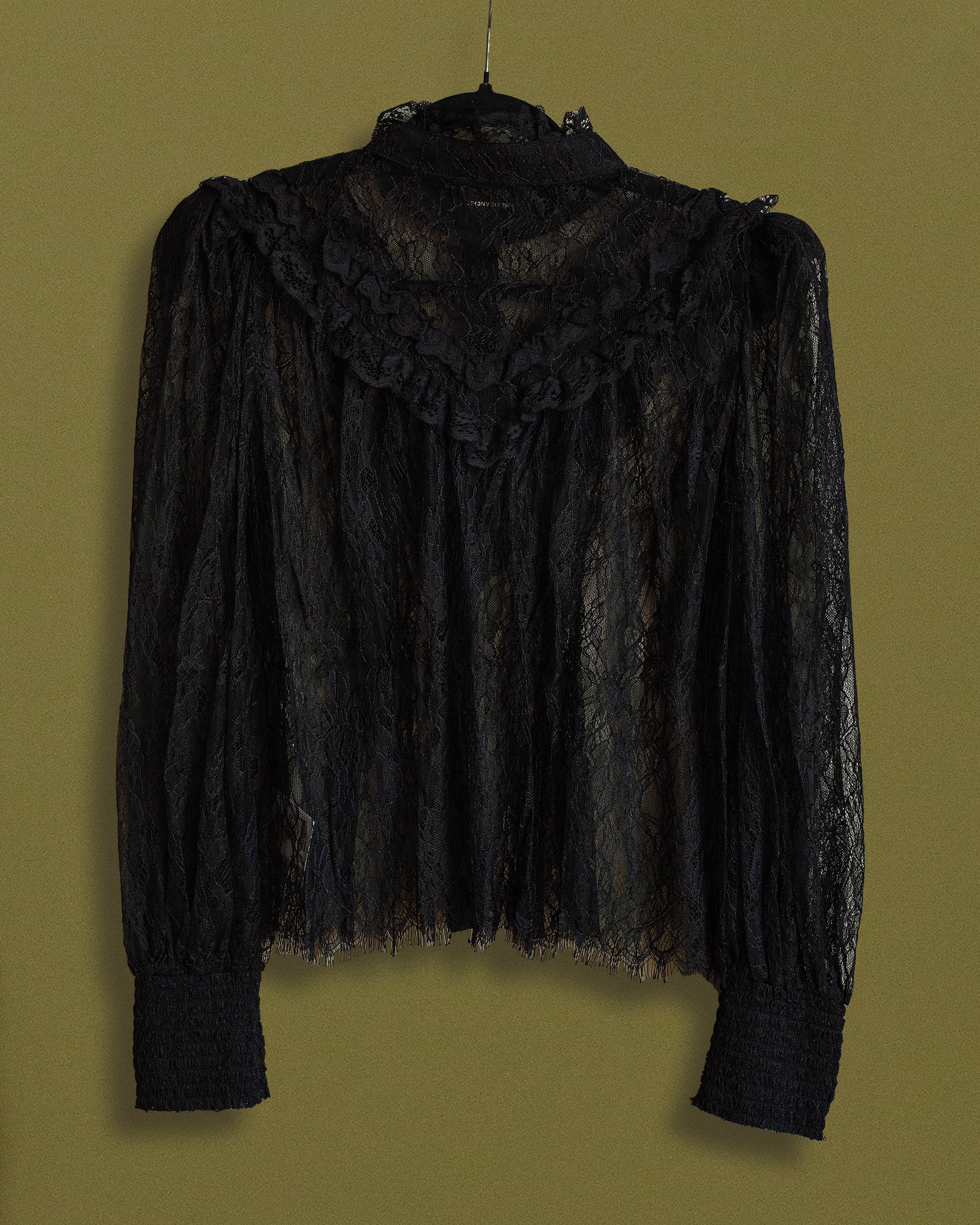 Top encaje negro