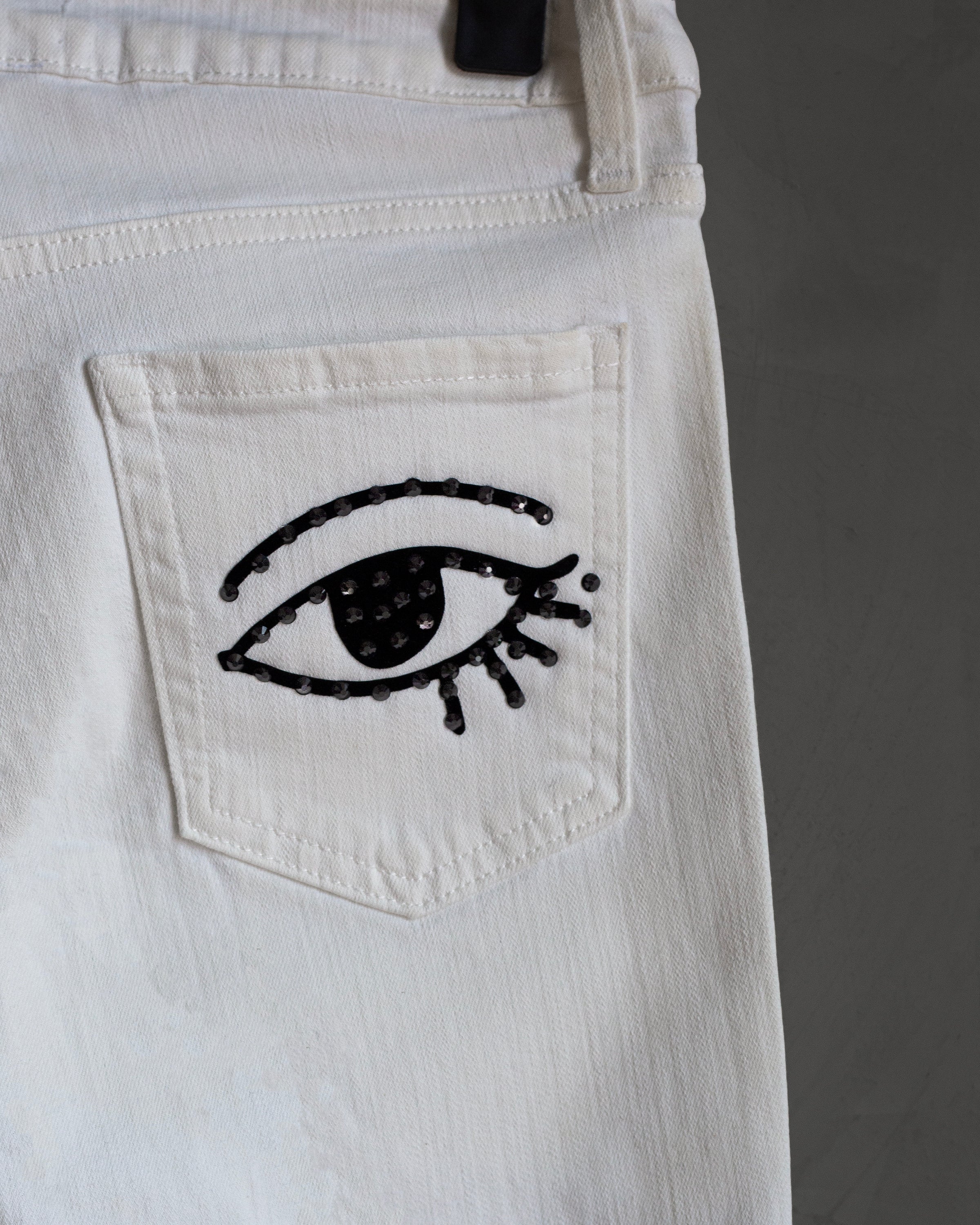 White jeans Ojos