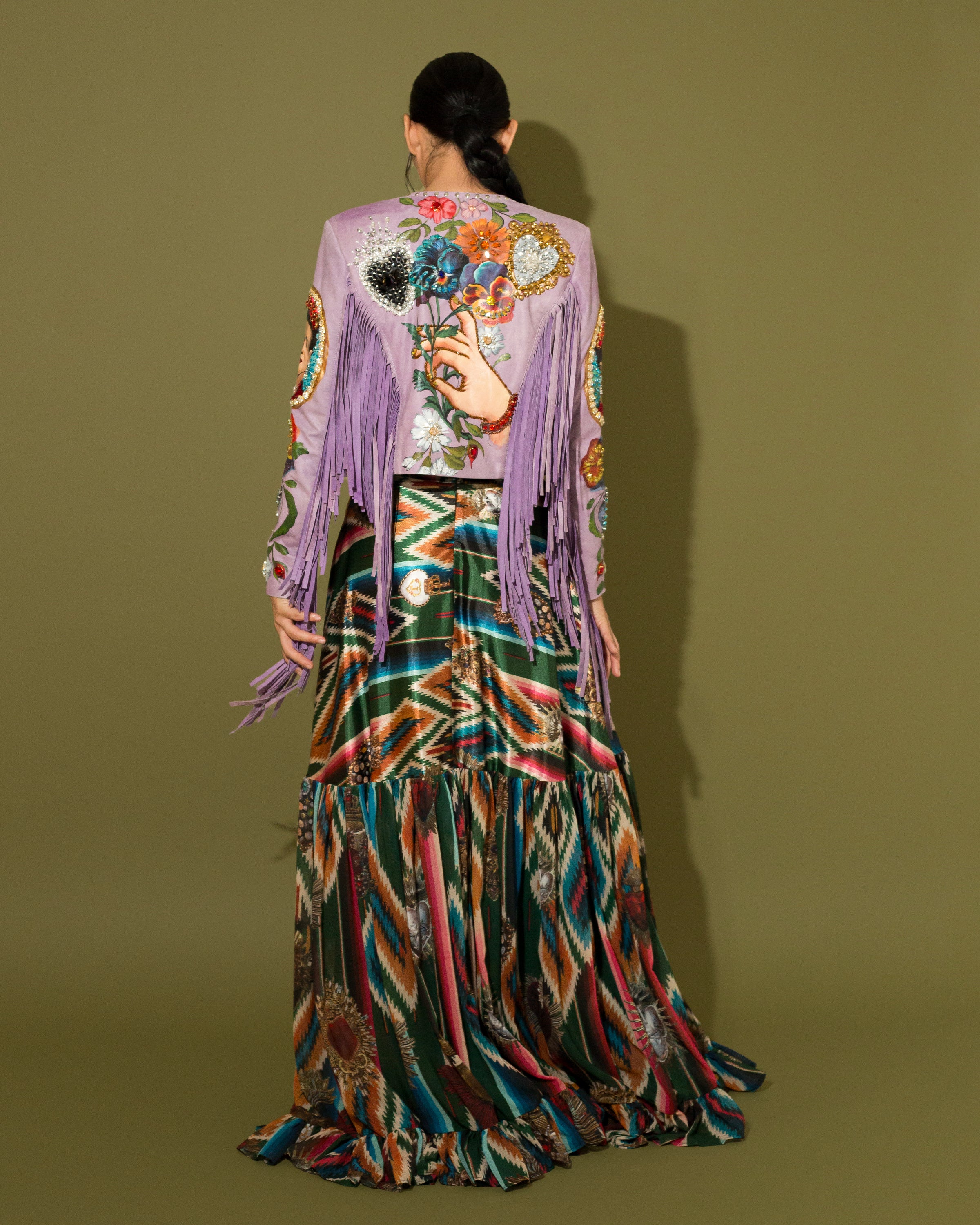 Chamarra lila con flecos Flores