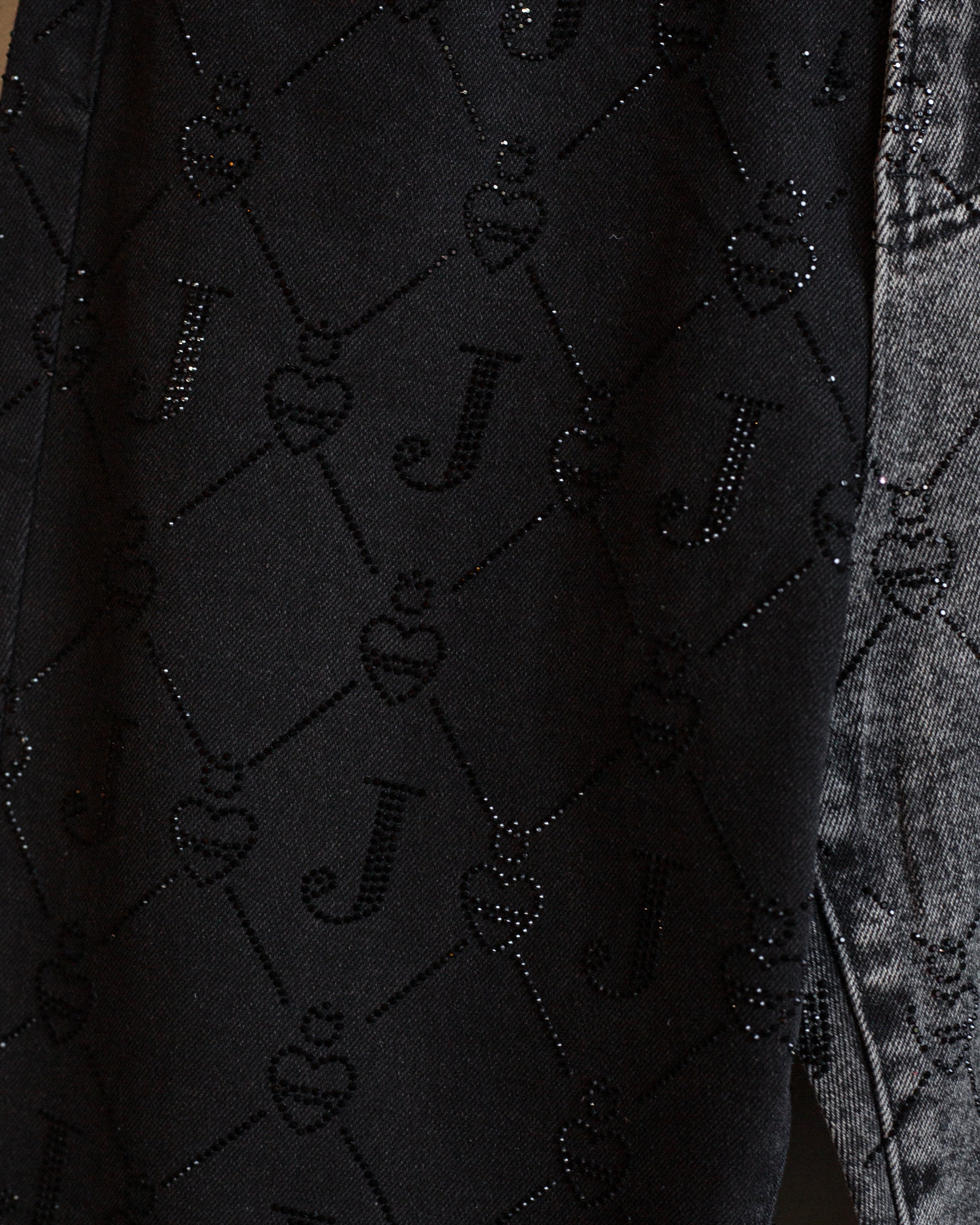 Boyfriend jeans bicolor con cristales logomania