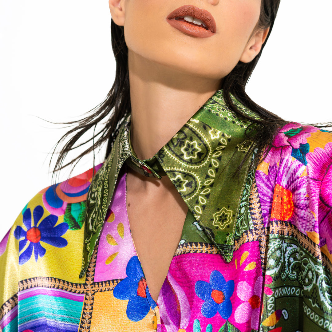 CAMISERA SATINADA PATCHWORK CON ESCOTE V