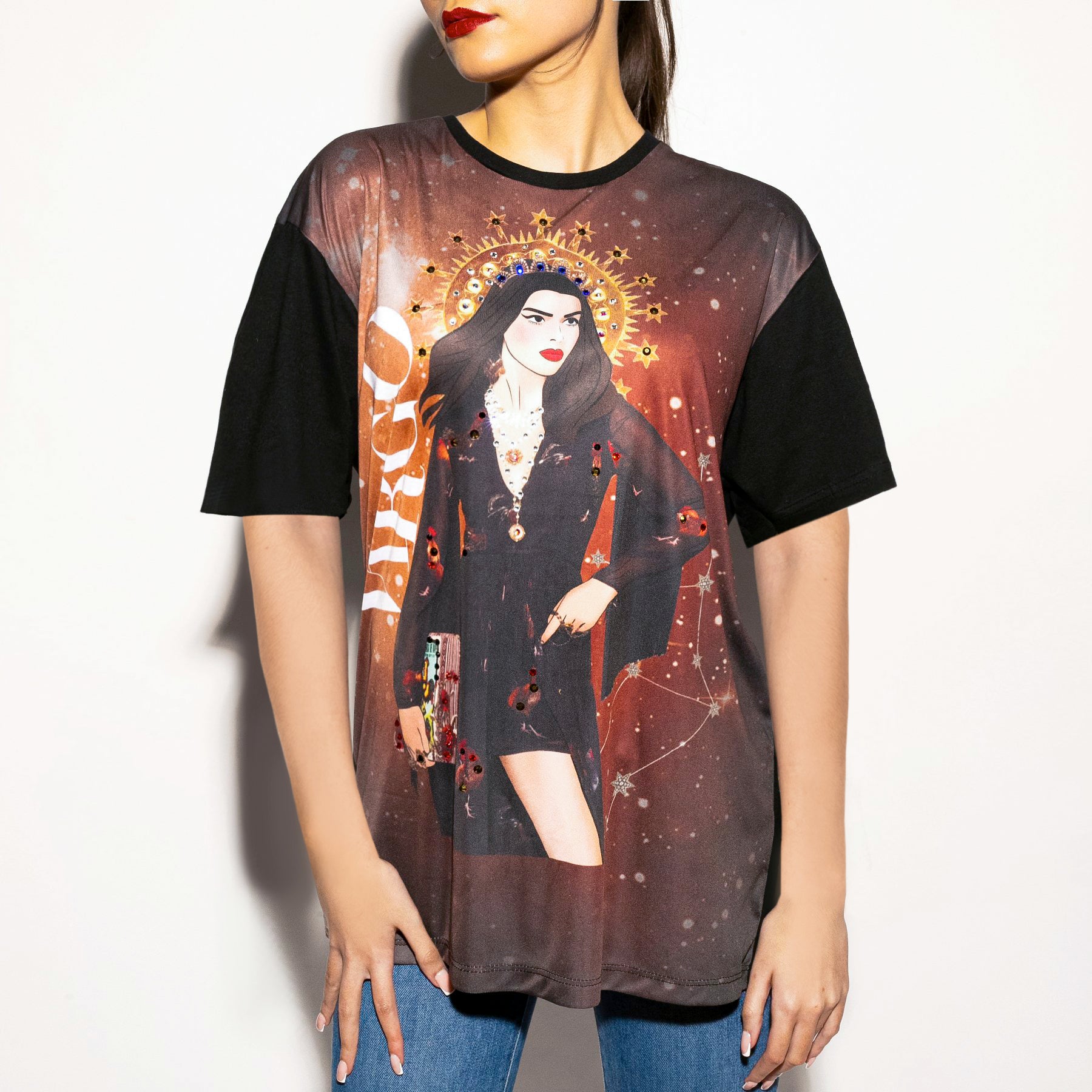 Oversized tee Virgo bordada